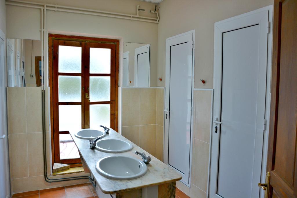 Albergue La Estacion Llanes Bagian luar foto